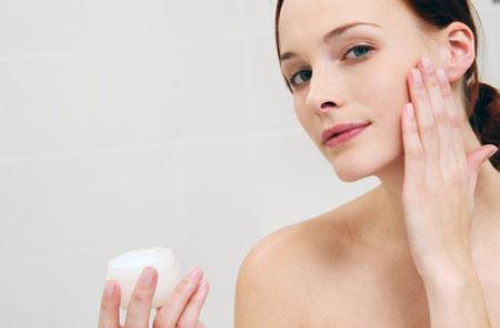 Yếu tố gây nên da dầu và cách chăm sóc