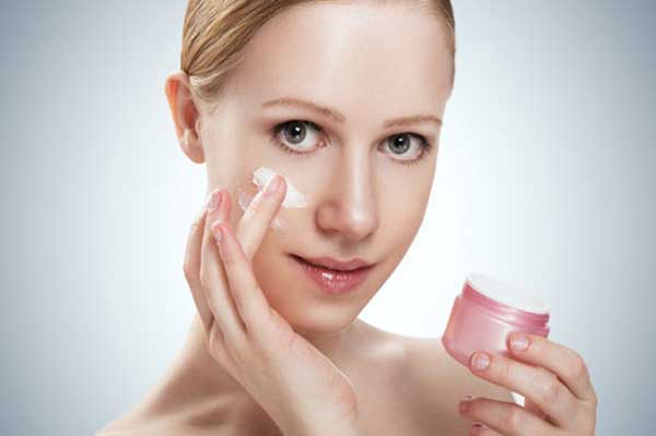 Những ai không nên sử dụng mỹ phẩm Sakura