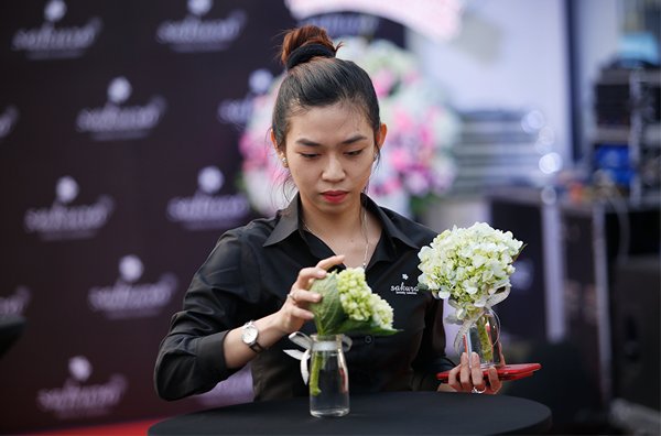 Công tác chuẩn bị VIP Party showroom dược mỹ phẩm Sakura Nhật Bản