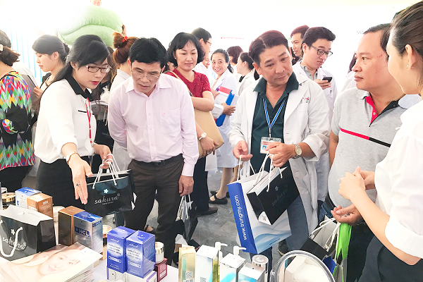Dược mỹ phẩm cao cấp Nhật Bản Sakura đồng hành cùng "Hội nghị khoa học da liễu" khu vực phía Nam quý IV 2017