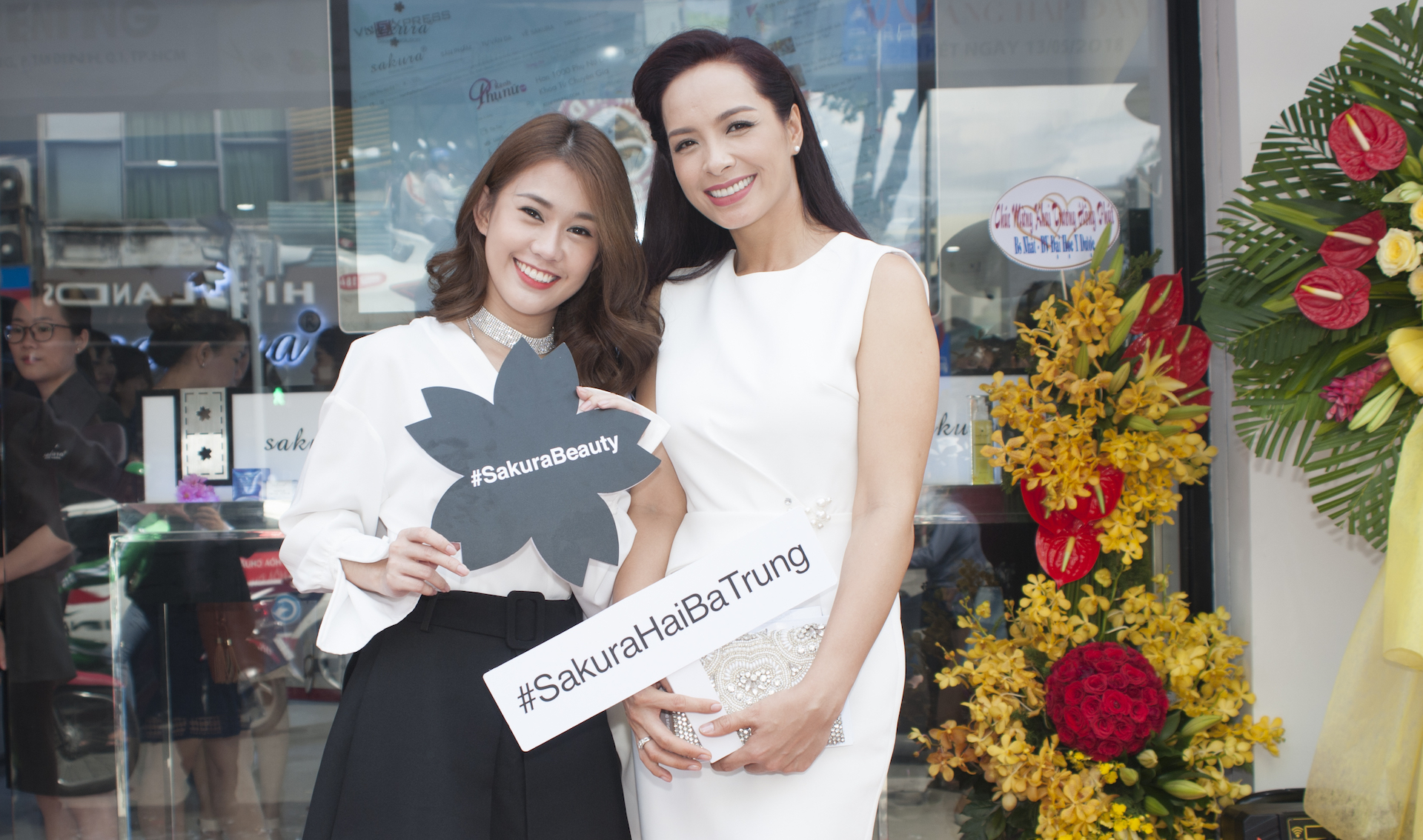 Ngọc Thảo, Thuý Hạnh tham dự khai trương showroom Sakura