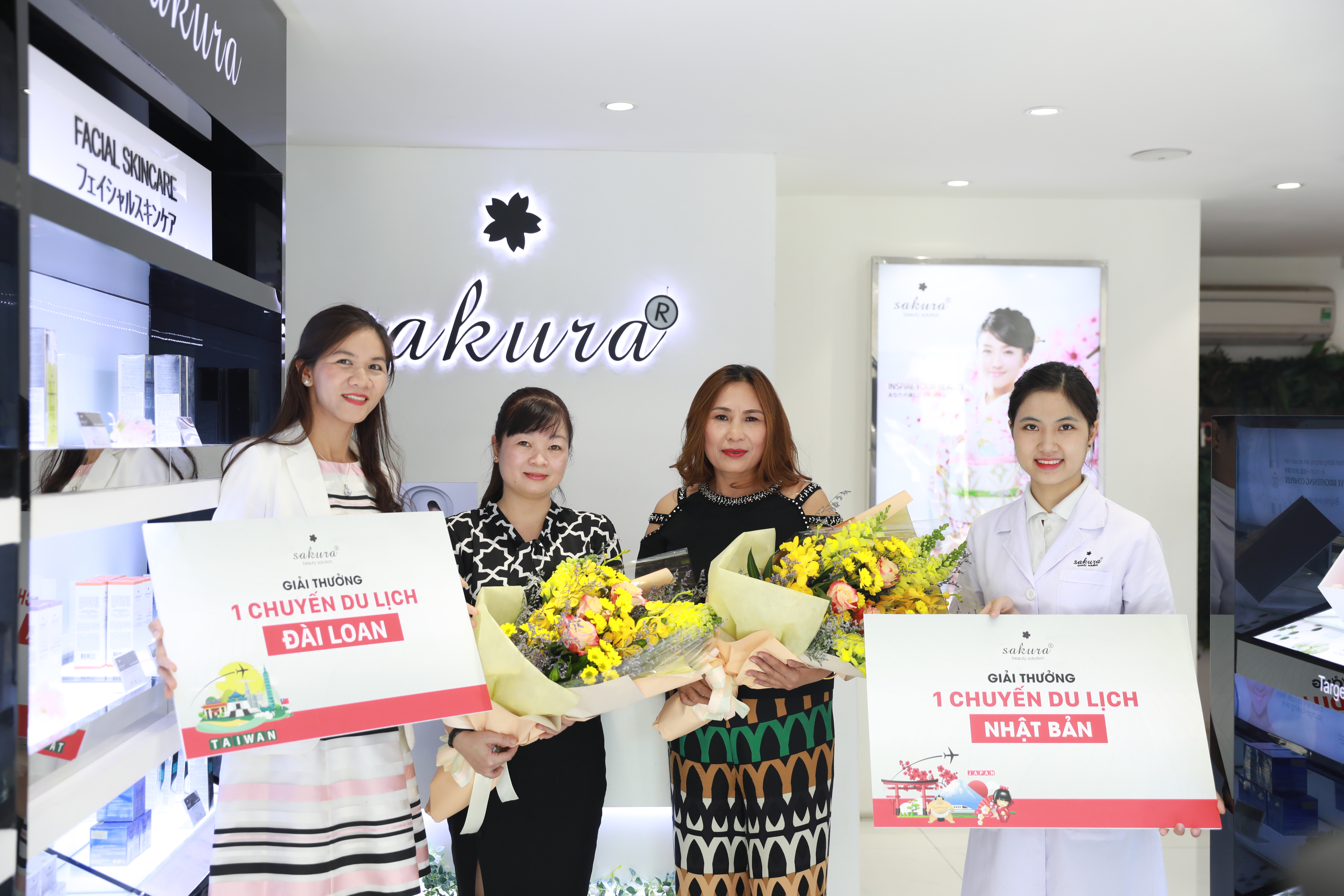 Lộ diện chủ nhân may mắn của 5 chuyến du lịch châu Á - Sakura Passport Rewards