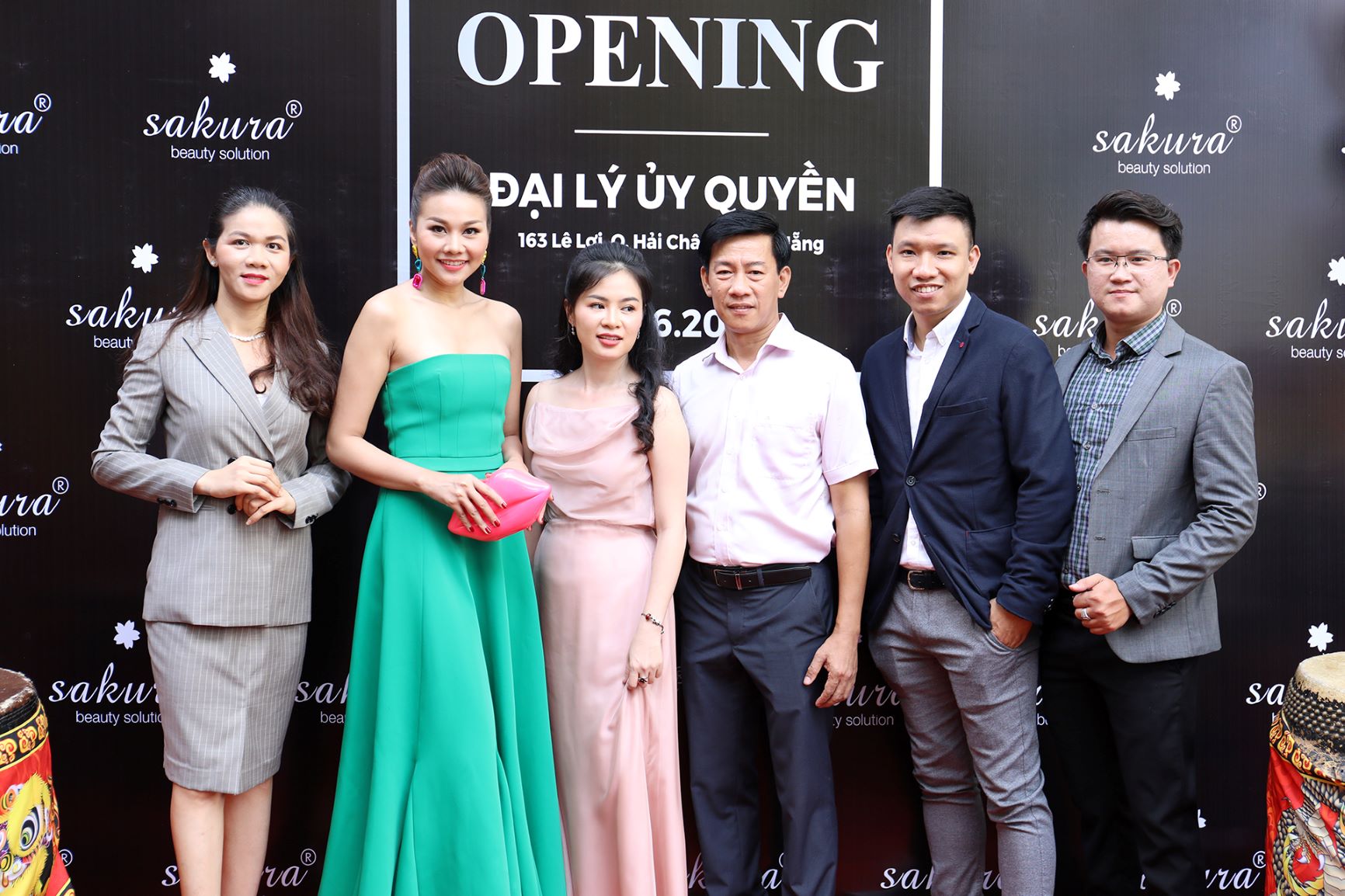 Thanh Hằng lần đầu tham dự khai trương Showroom Sakura Đà Nẵng