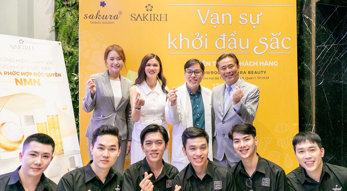 KHÁCH HÀNG SAKURA BEAUTY KHỞI CHÀO 2024 VỚI “VẠN SỰ KHỞI ĐẦU SẮC”