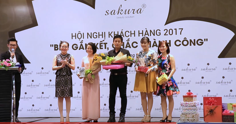 Hội nghị khách hàng mỹ Phẩm Sakura 2017